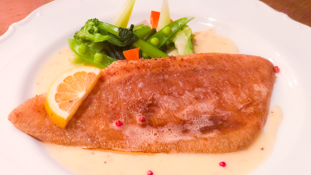 ビストロ バロン カプリス【長野県 北佐久郡 御代田町】サウナフォレストキャビンから車で約11分