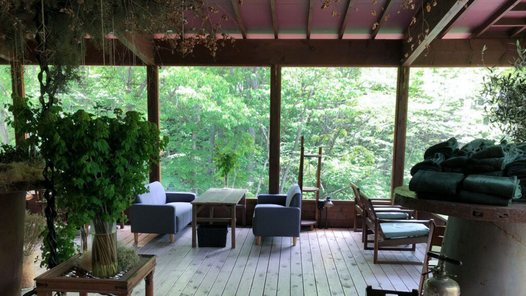 GAFLO CAFÉ【長野県 北佐久郡 御代田町】GATEの敷地内にある花屋カフェ